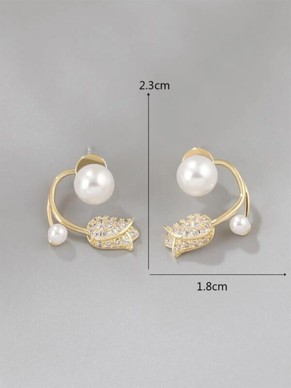 Elegant Tulip Pearl Stud Earrings with Crystal Detailing
